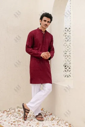 Men's Kurta In  Chikankari Rayon   - Wine