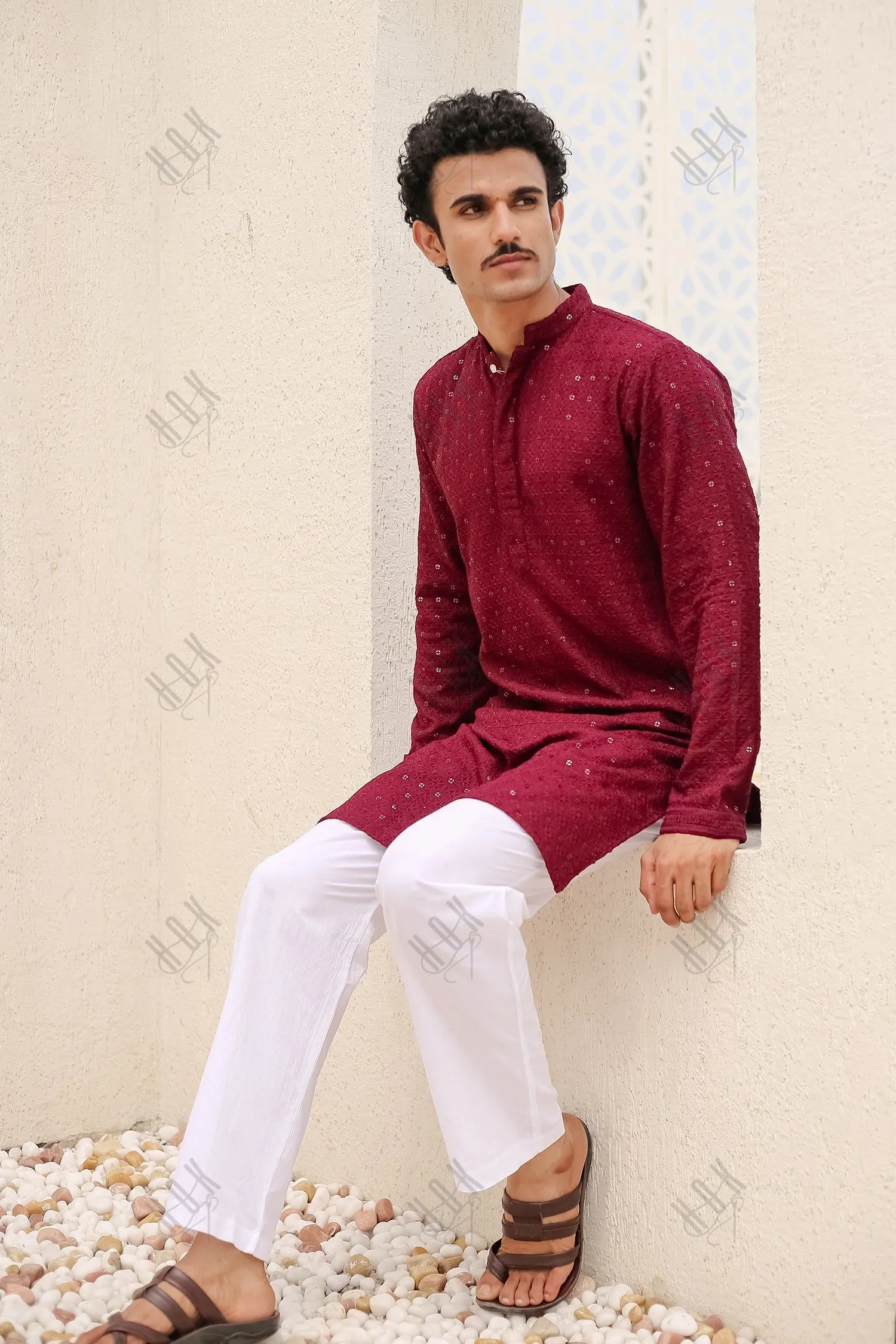 Men's Kurta In  Chikankari Rayon   - Wine