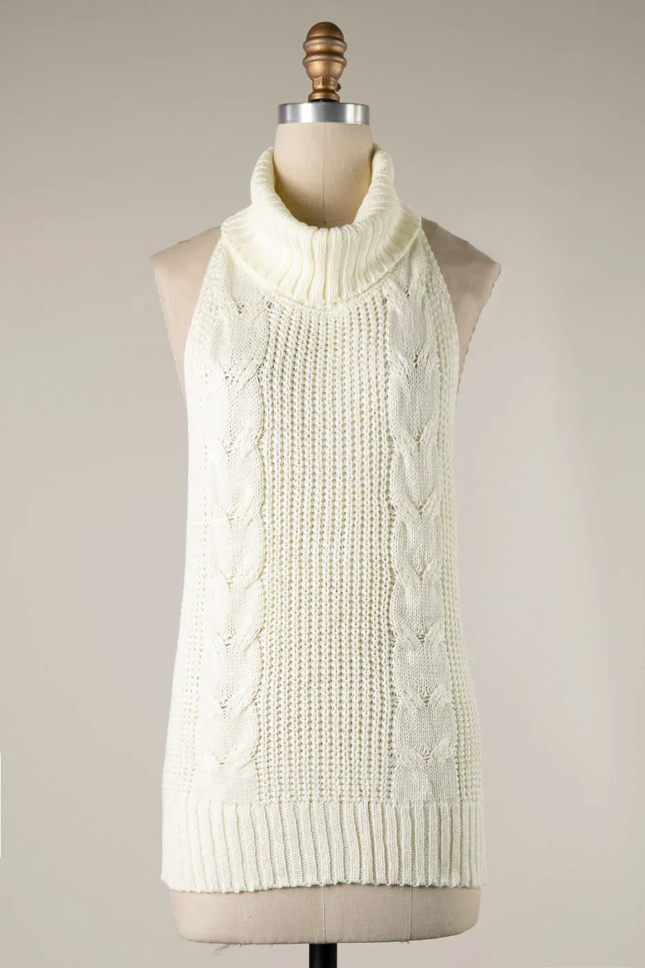 OPEN BACK CABLE KNIT TURTLENECK SLEEVELESS VEST 1 PACK