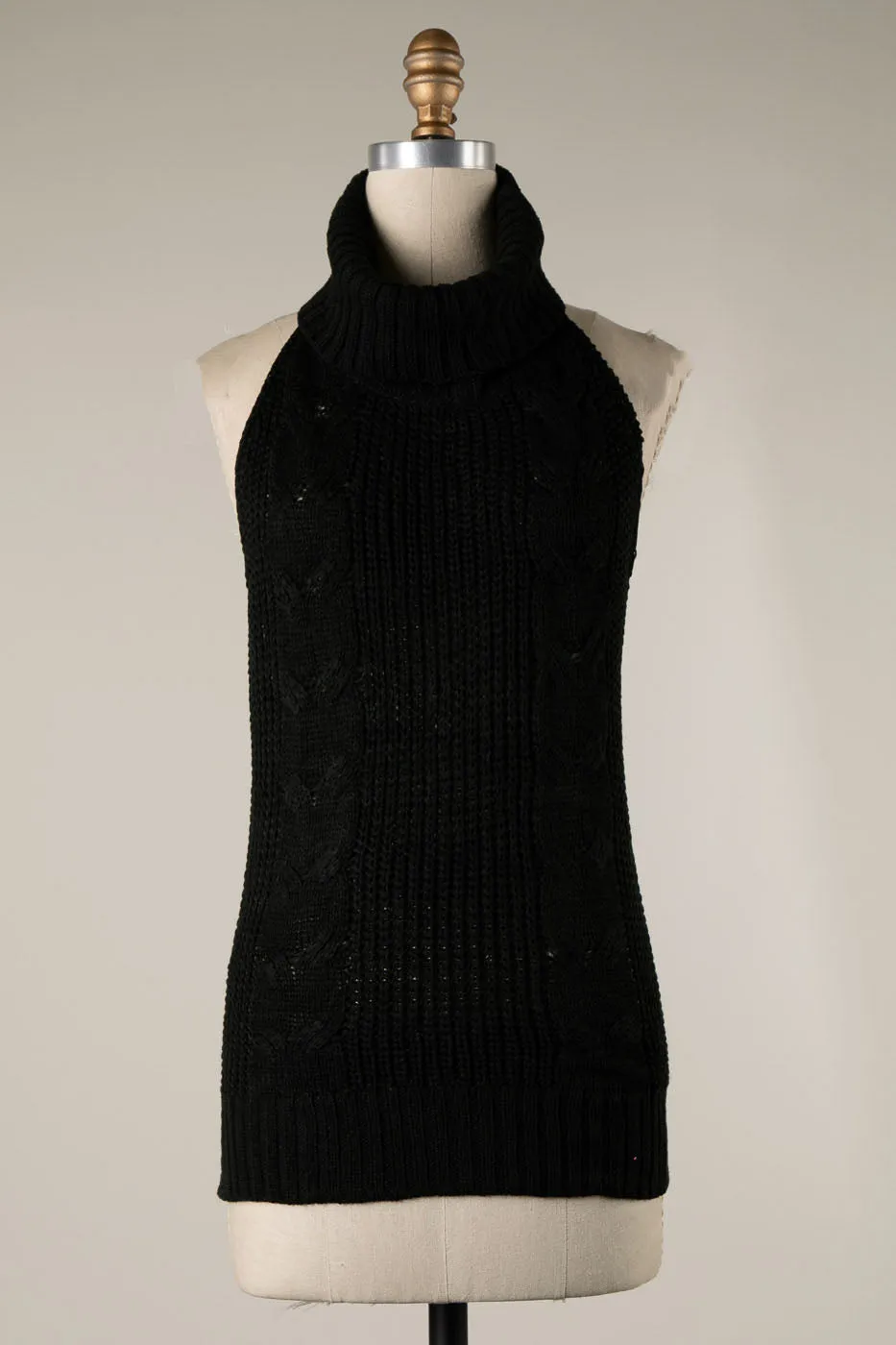 OPEN BACK CABLE KNIT TURTLENECK SLEEVELESS VEST 1 PACK