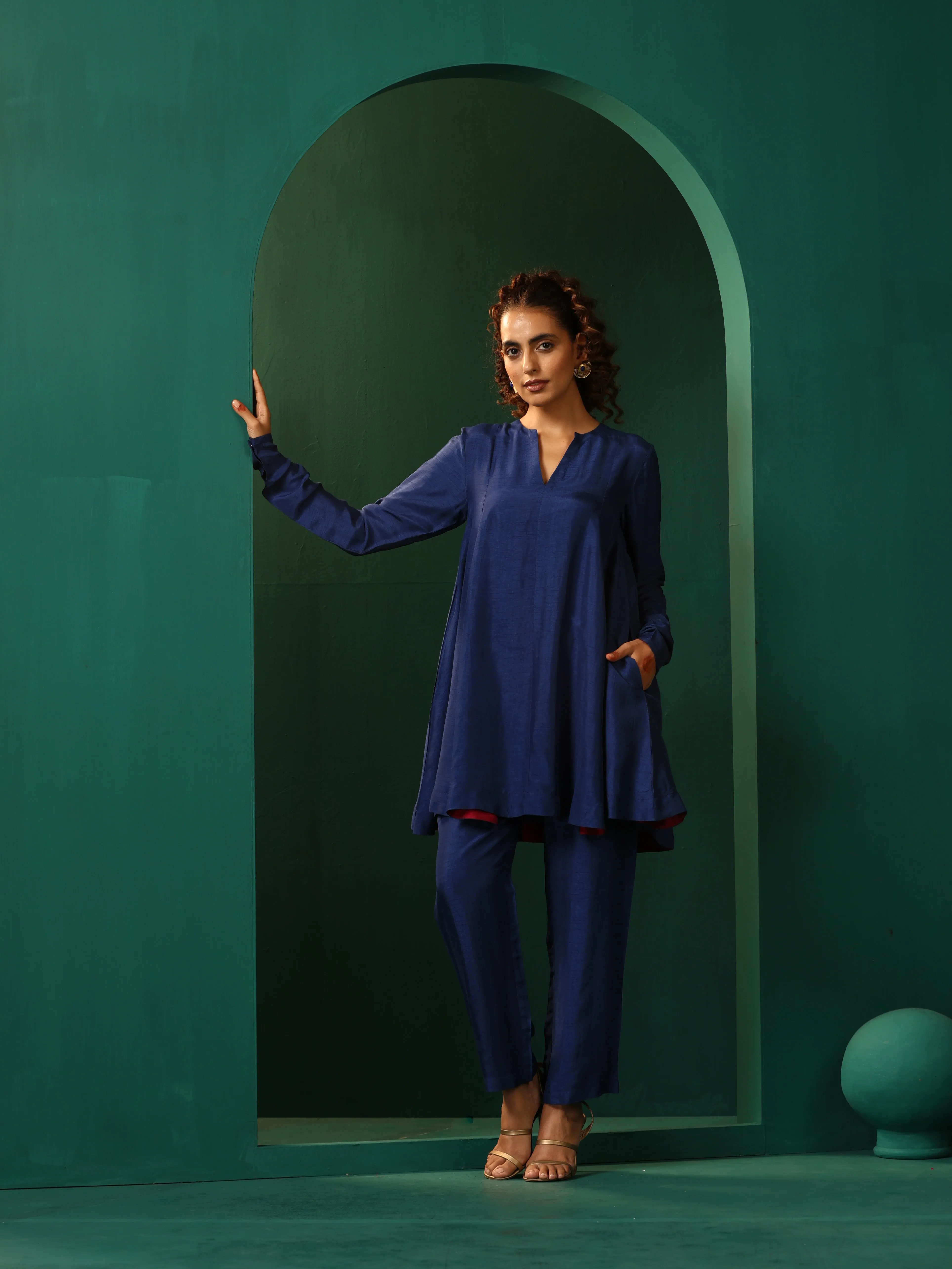 trueBrowns Blue Silk Flared Co-ord Set